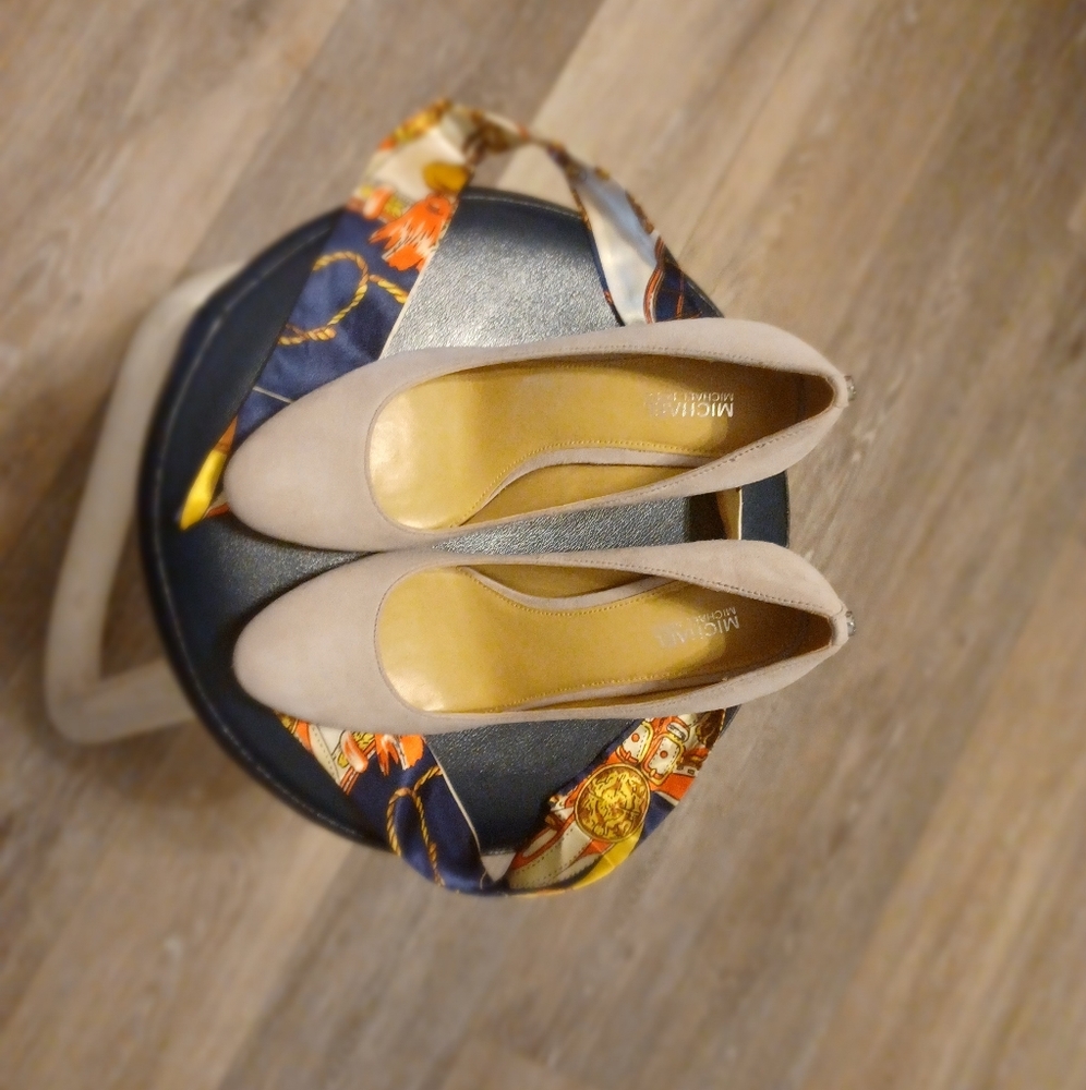 Grey Heels